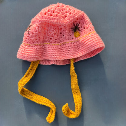 Wool Coral Bucket